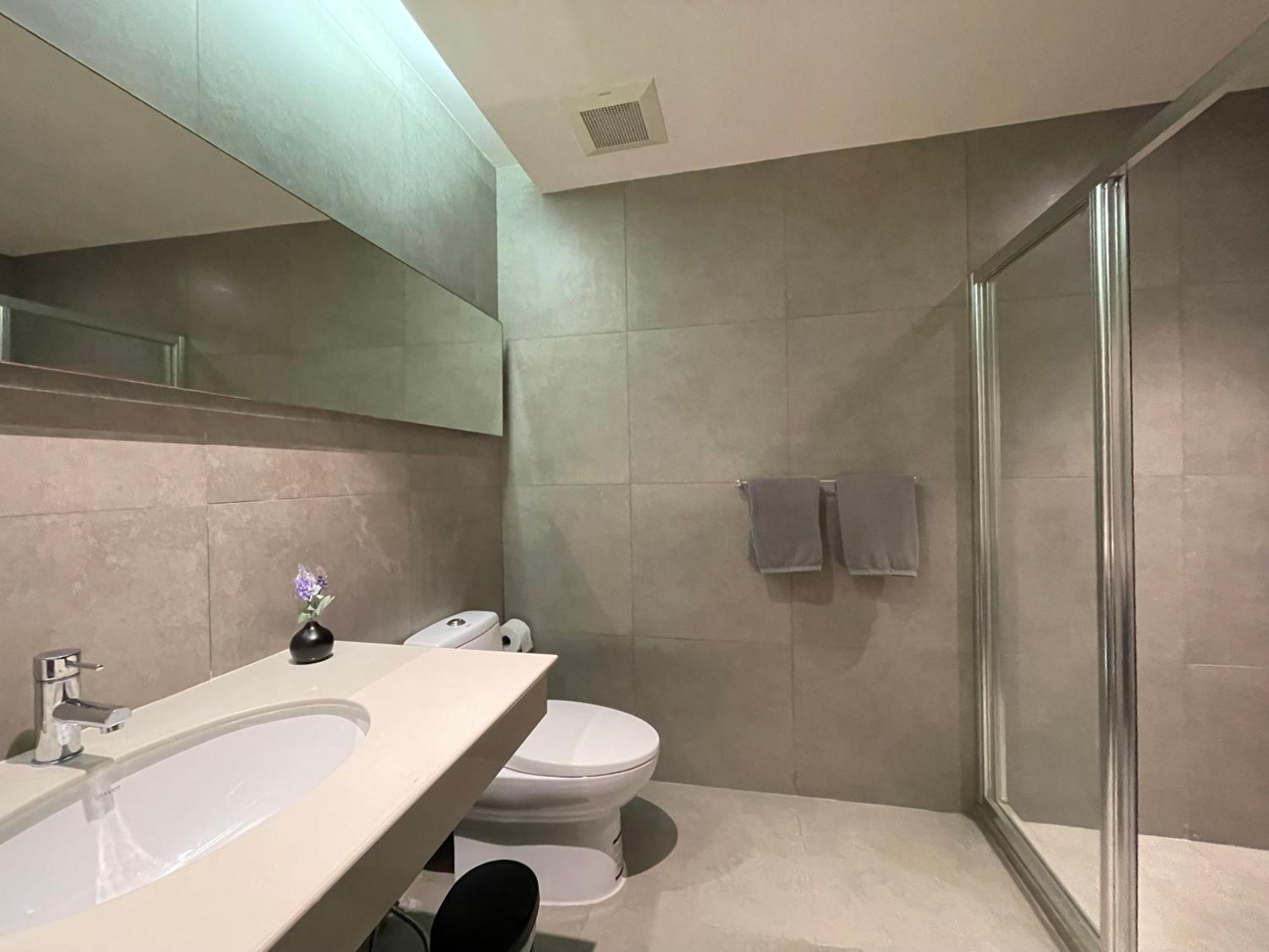 Cgcasa Hotel Bangkok Room photo